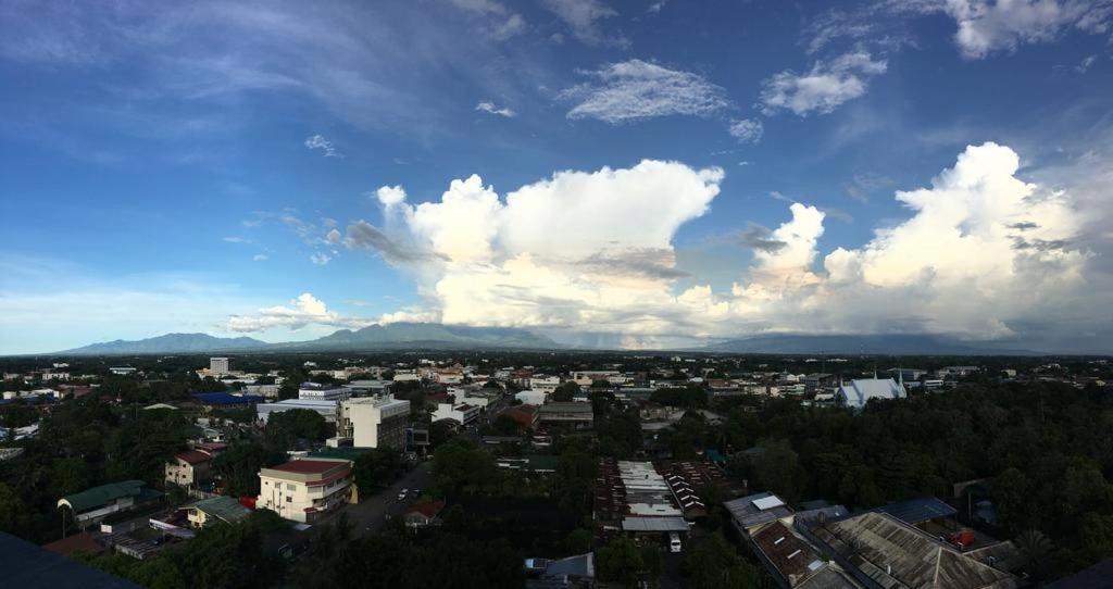 Cloud 907 Cityscapes Condominium Bacolod Exteriör bild